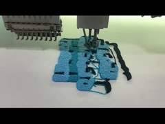 Những người đàn ông mang áo khoác hoodie