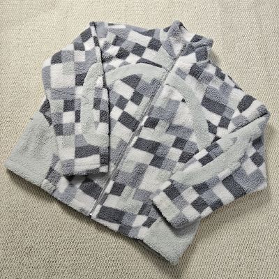 Trang phục đường phố chất lượng cao tùy chỉnh mùa đông Patchwork Plaid Fleece ấm áp Zip Up Fluffy Hoodie Lined Tie Dye Sherpa Jacket